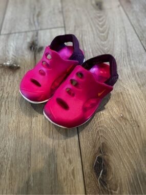 Nike Toddler Hot Pink & Purple Slip-On Sandals